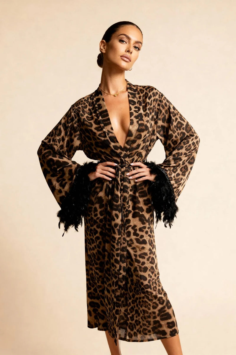 Agata — Leopar desenli sabahlık — Leopar, ana görsel